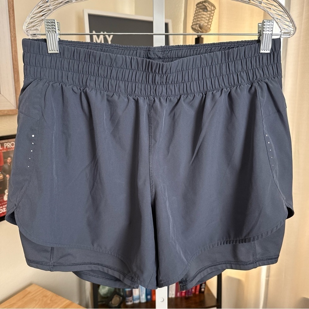 Women’s Gray Lined Workout/Tennis Elastic Shorts Size L